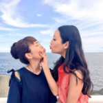 桐谷さんと菜々緒さん、キレイ女子のケンカの後の仲直りはやっぱり…むにゅキス♡