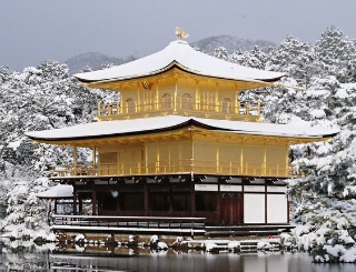 京都に移って6年目。夢だった雪化粧の金閣寺が見れた！！！