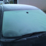 今朝車のガラスが凍ってるだろうとお風呂の残り湯をペットボトルに詰めて出かけたんですけど予想が外れて凍ってなかったのでそのまま車に積んで出発したんですね。